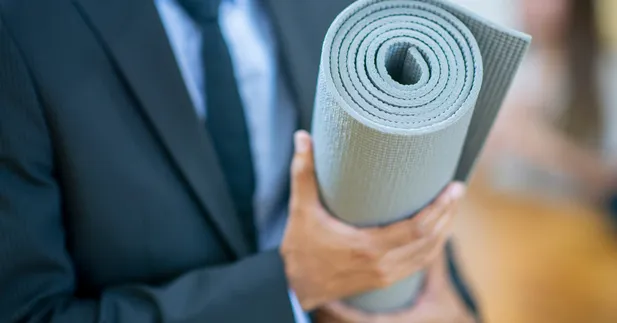 Yoga för den moderna mannen: Balansera jobb, liv och välmående